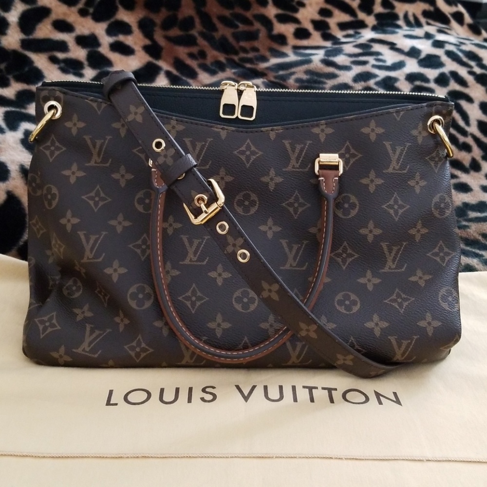 SOLD 💠Louis Vuitton® Pallas Monogram Canvas Noir